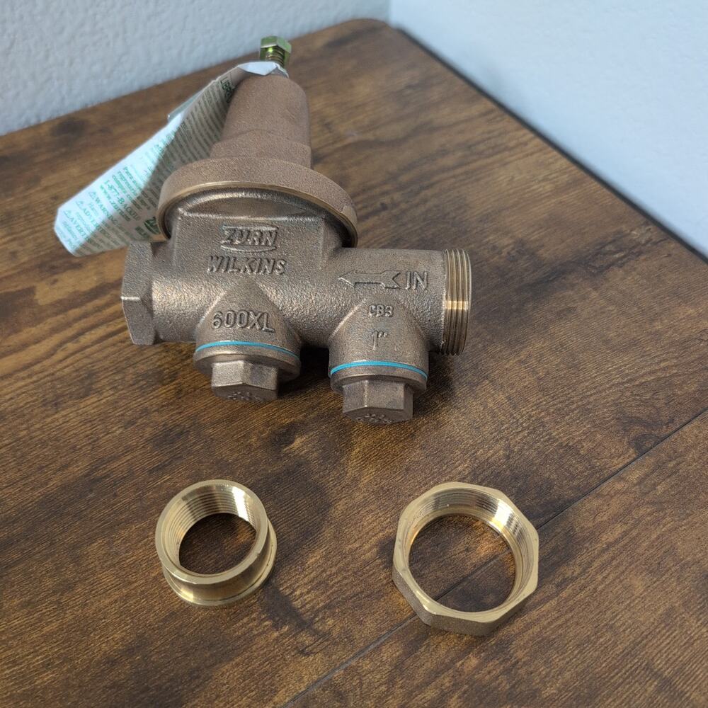 Zurn Wilkins 1-600XL 1 inch Lead Free Water Pressure Reducing Valve PRV w/ Union